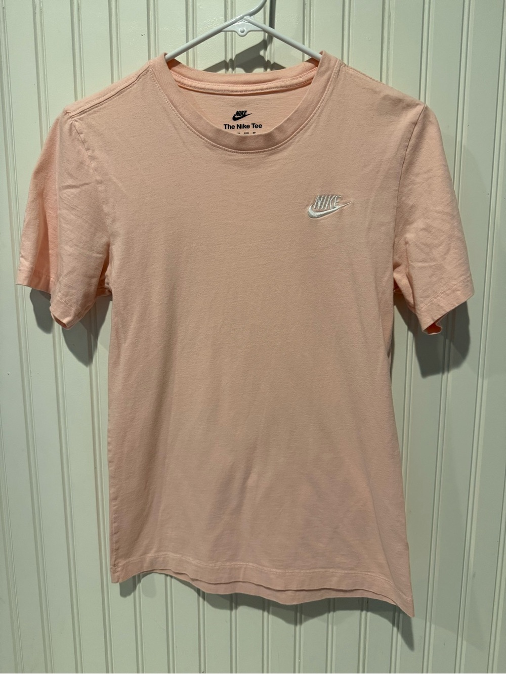 Nike Men's Pale pink Crewneck Short Sleeve Tee